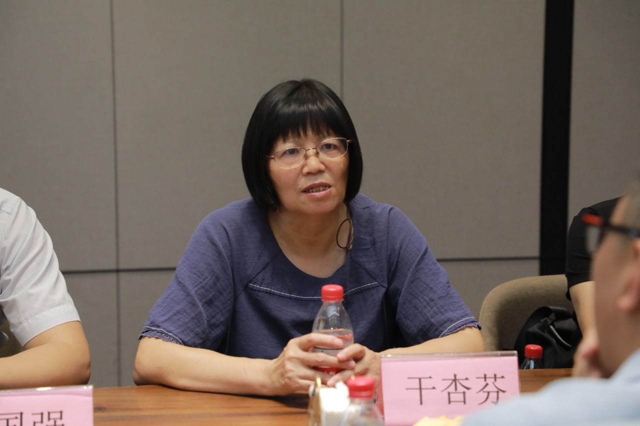 烈欢迎浙江建设技师学院副院长干杏芬一行莅临铭品装饰参观指导！