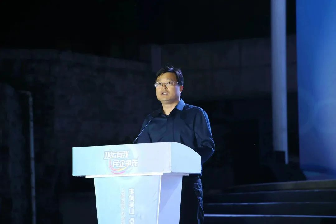 清波街道党工委副书记、办事处主任胡文进
